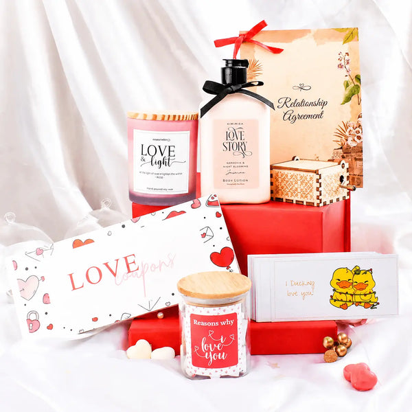 Love Story Gift Hamper